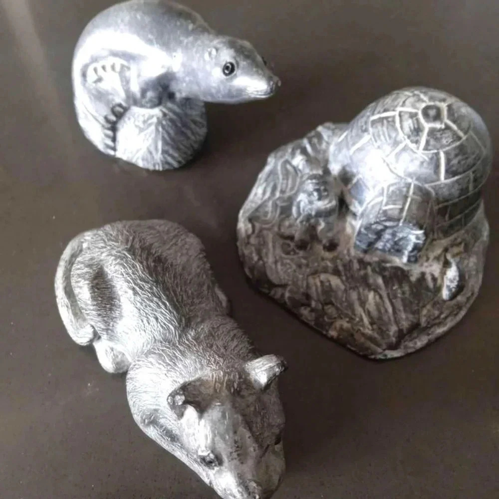 Collectible wolf original soapstones figurines